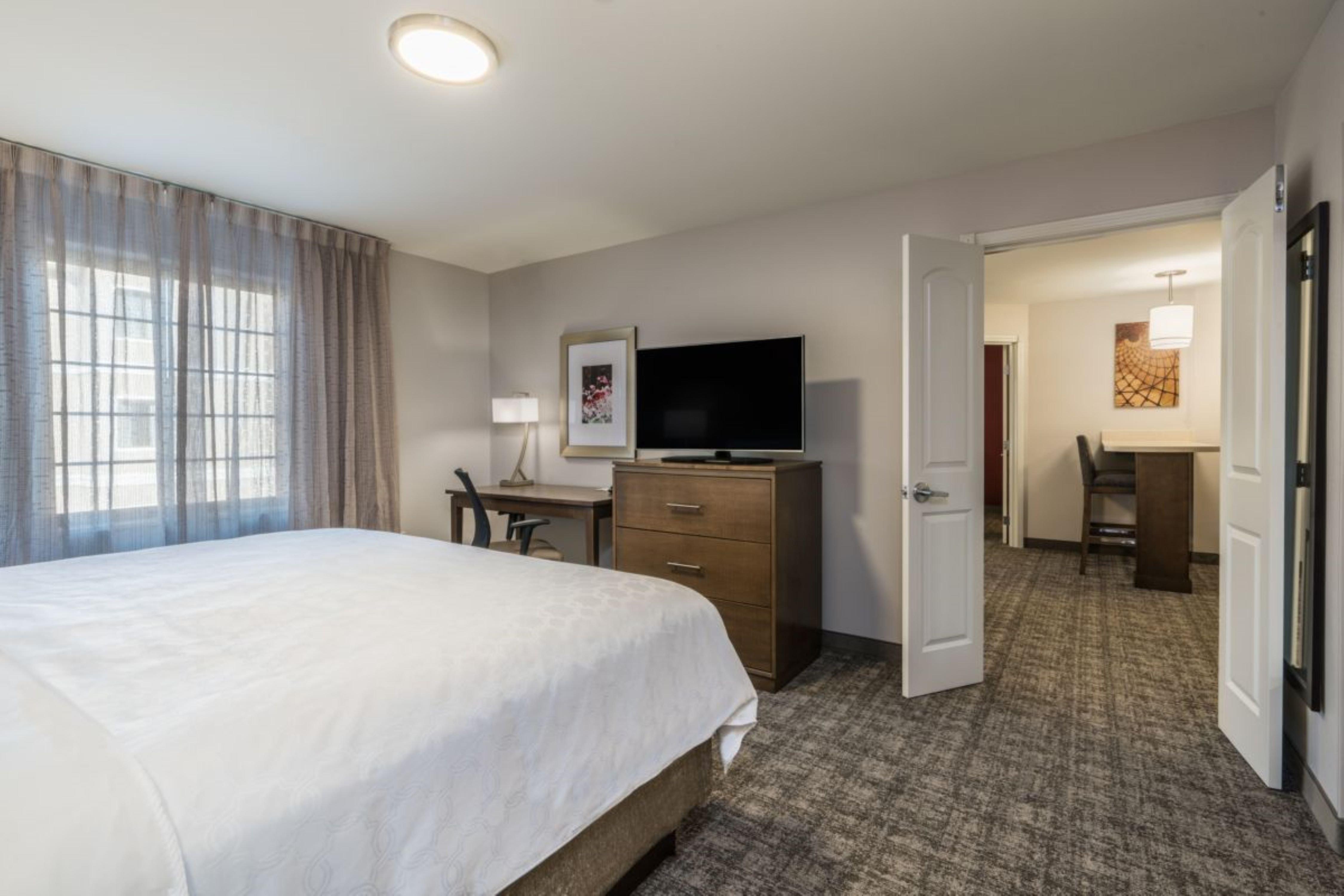 Staybridge Suites Bismarck By Ihg Kültér fotó