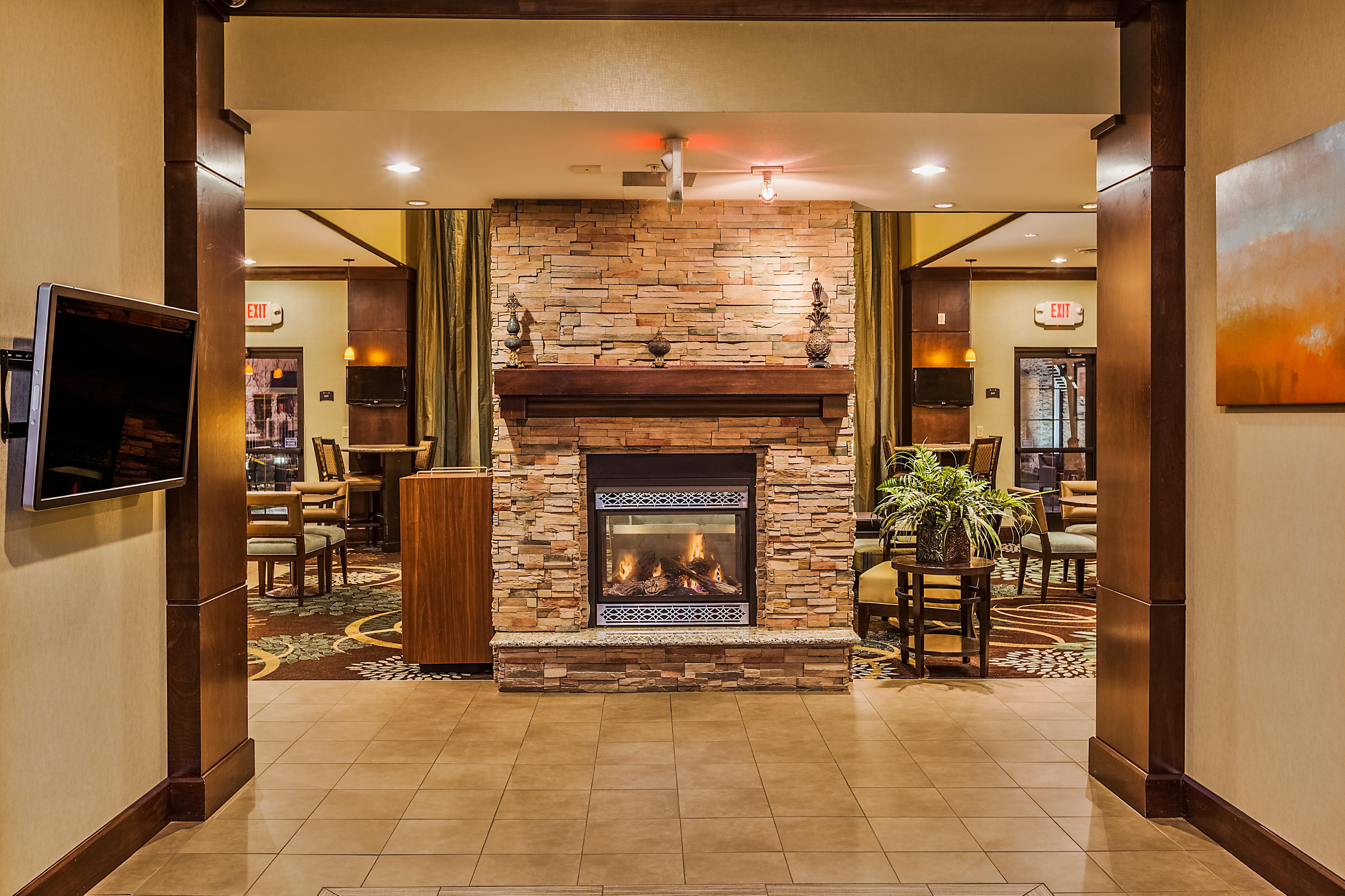 Staybridge Suites Bismarck By Ihg Kültér fotó