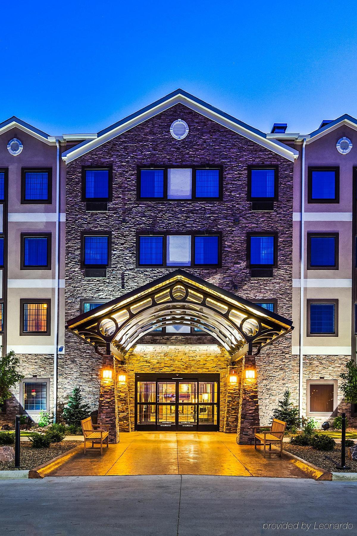 Staybridge Suites Bismarck By Ihg Kültér fotó