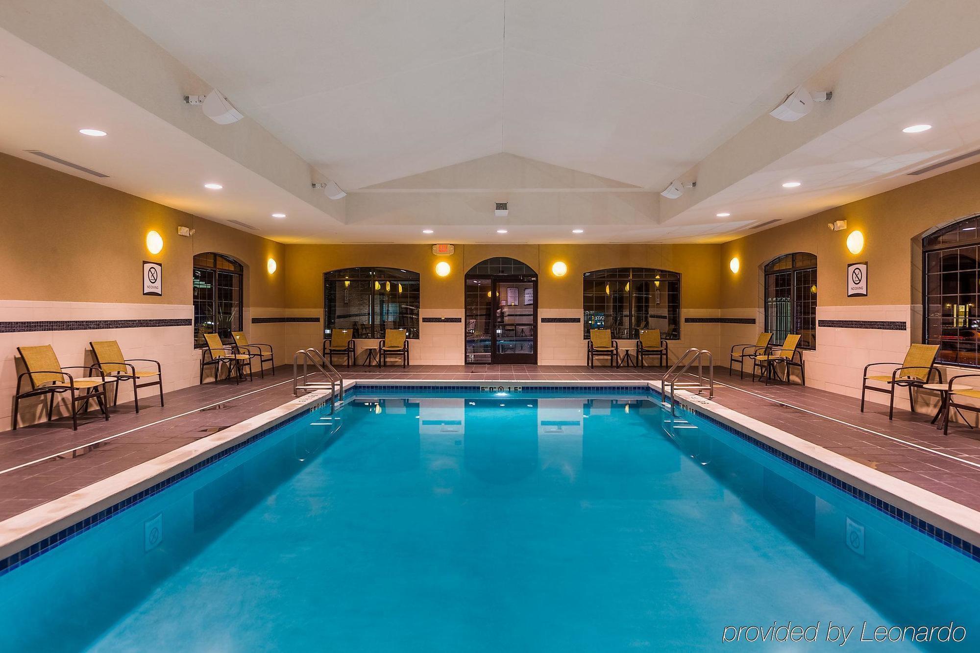 Staybridge Suites Bismarck By Ihg Kültér fotó