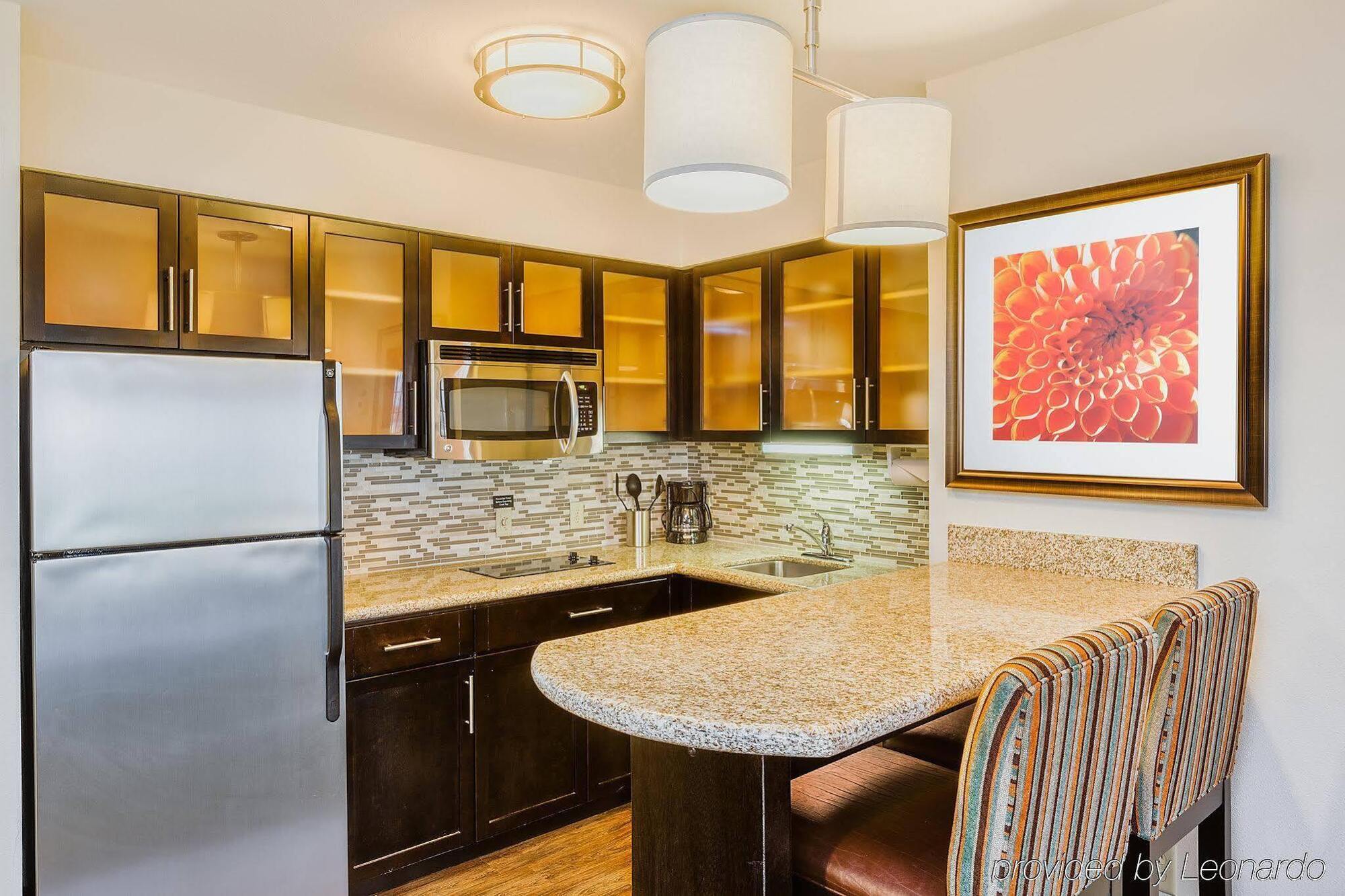 Staybridge Suites Bismarck By Ihg Kültér fotó